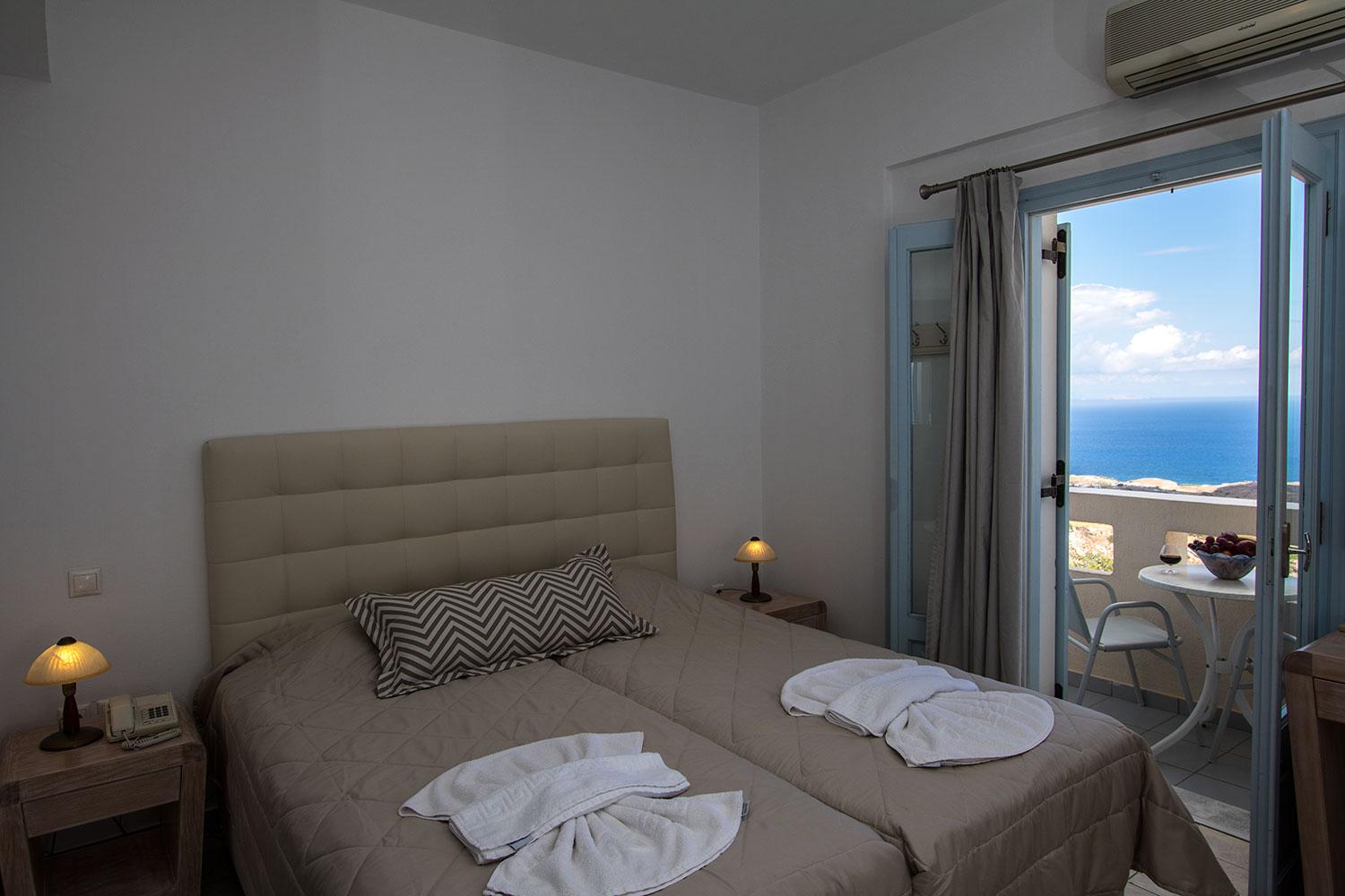 Erato Apartments Fira  Bagian luar foto