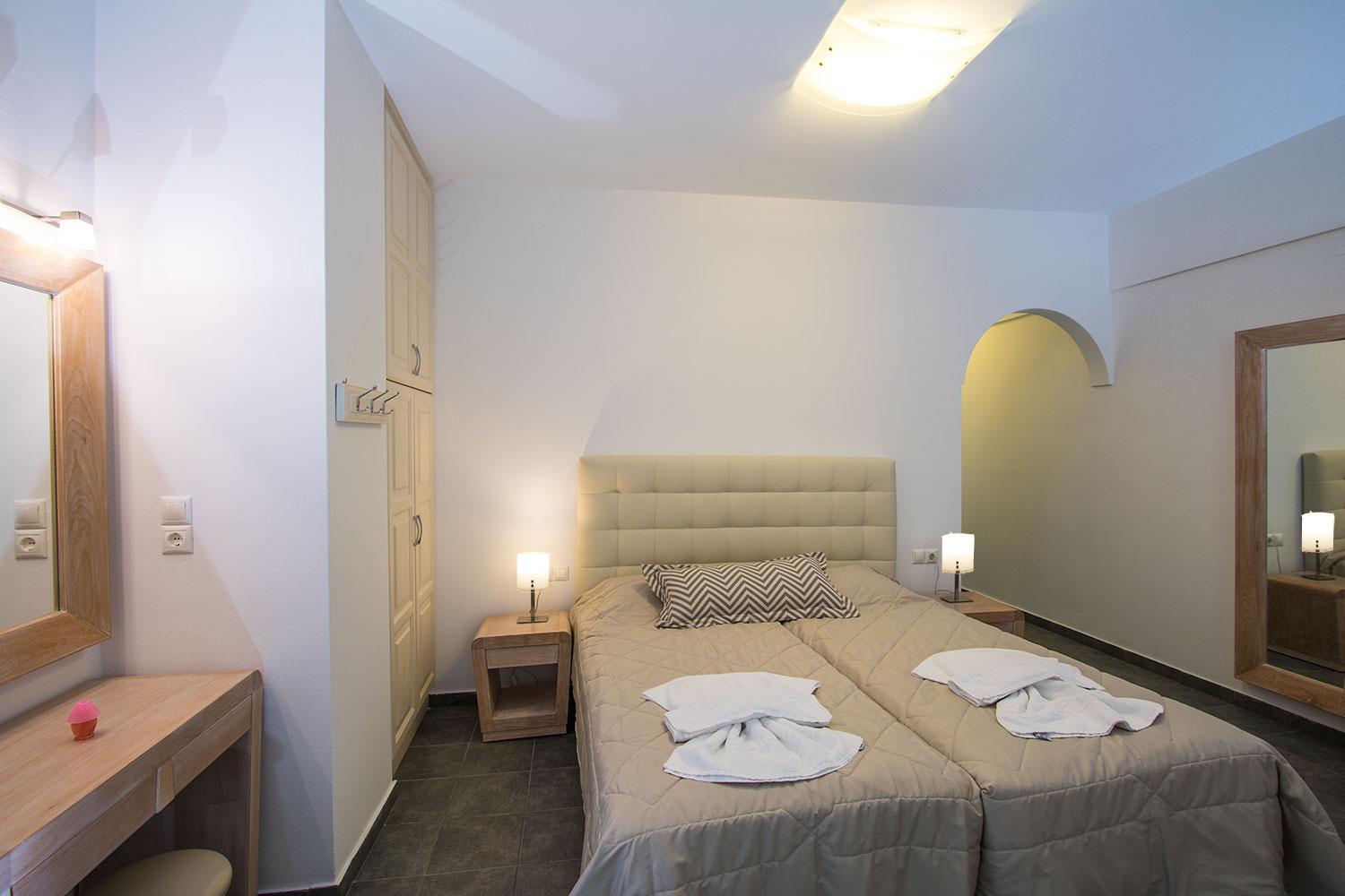 Erato Apartments Fira  Bagian luar foto